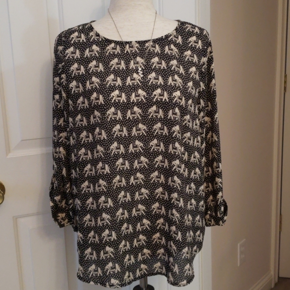 Pixley Elephant Roll Tab Sleeve Top
